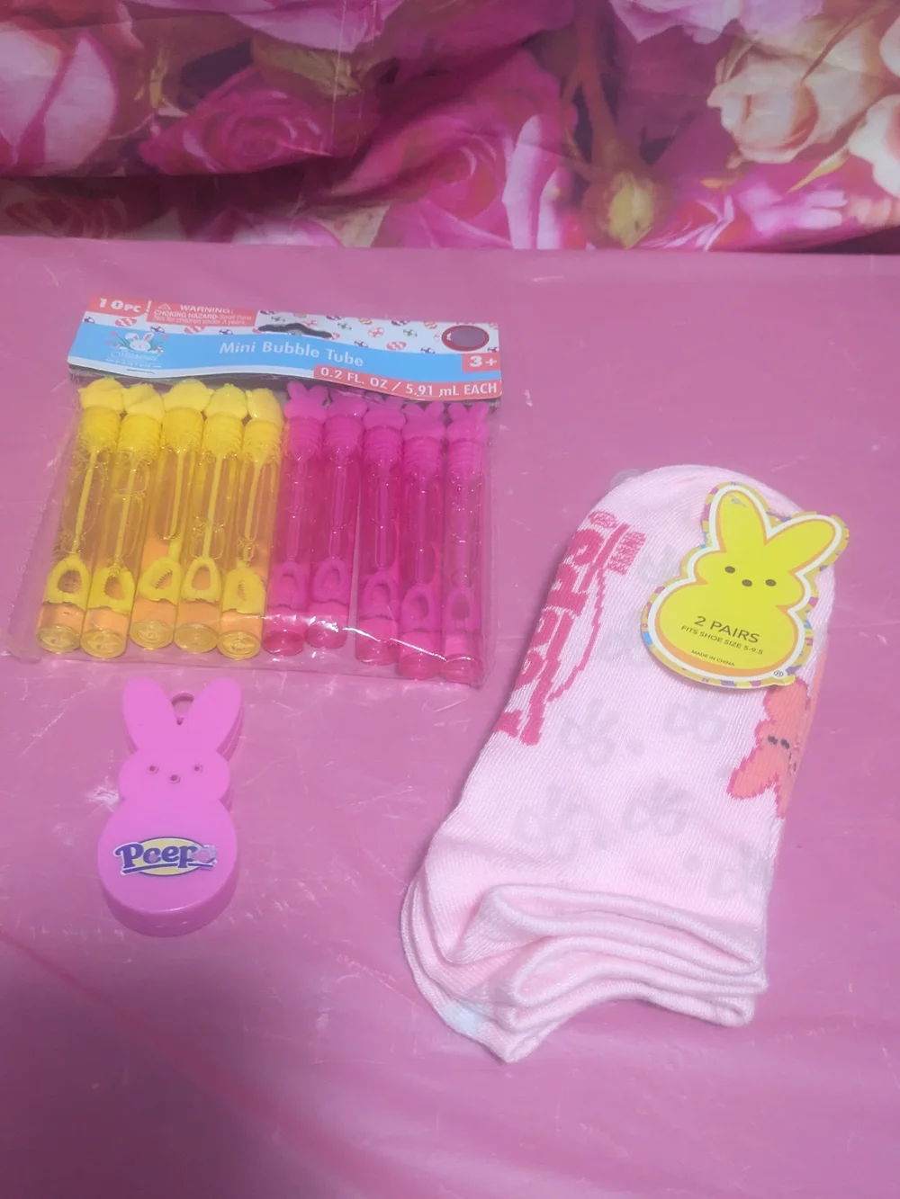Cute Pink Bunny Socks & Mini Bubble Tubes Set - Pink & Yellow WFree Peep Trinket
